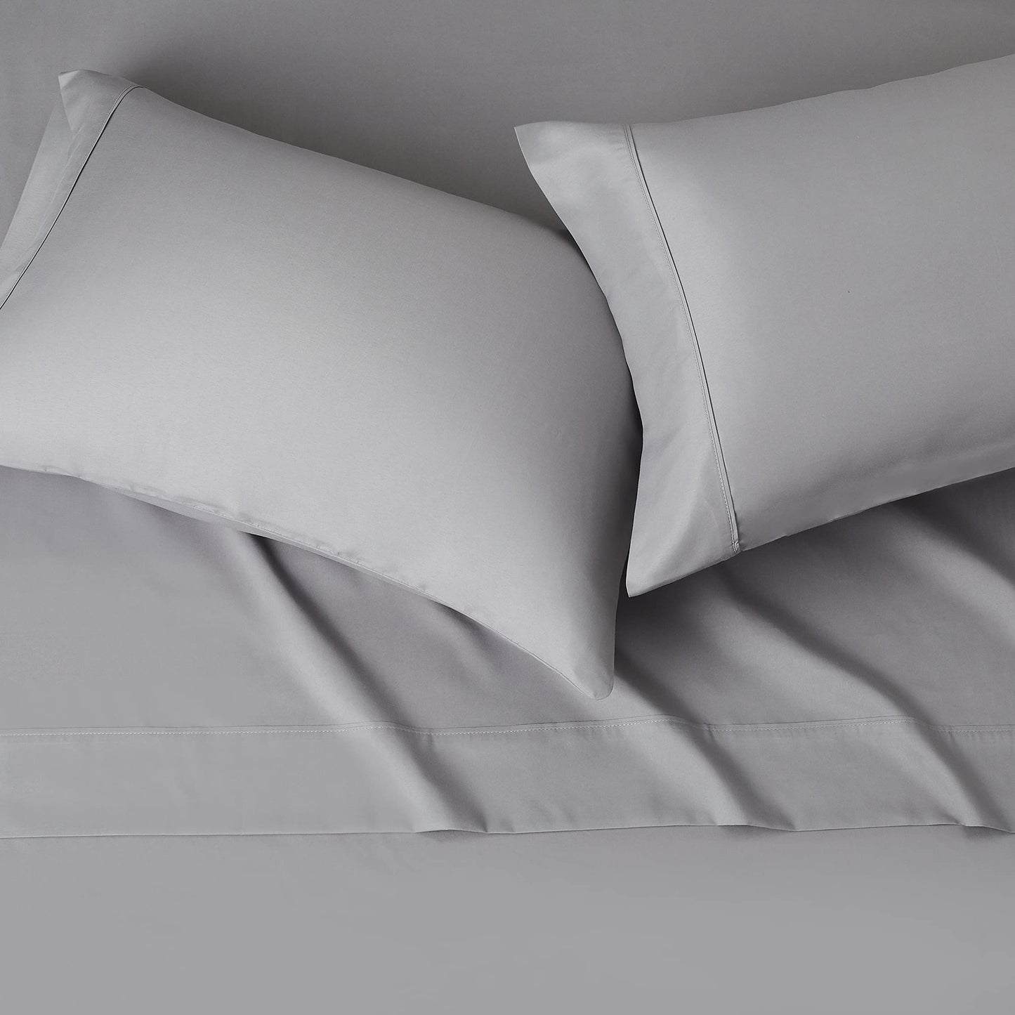 Amazon Basics Lightweight Super Soft, Wrinkle-Free Luxury Microfiber 4 Piece Bed Sheet Set with 14-Inch Deep Pockets, Full, Dark Gray, Solid1
