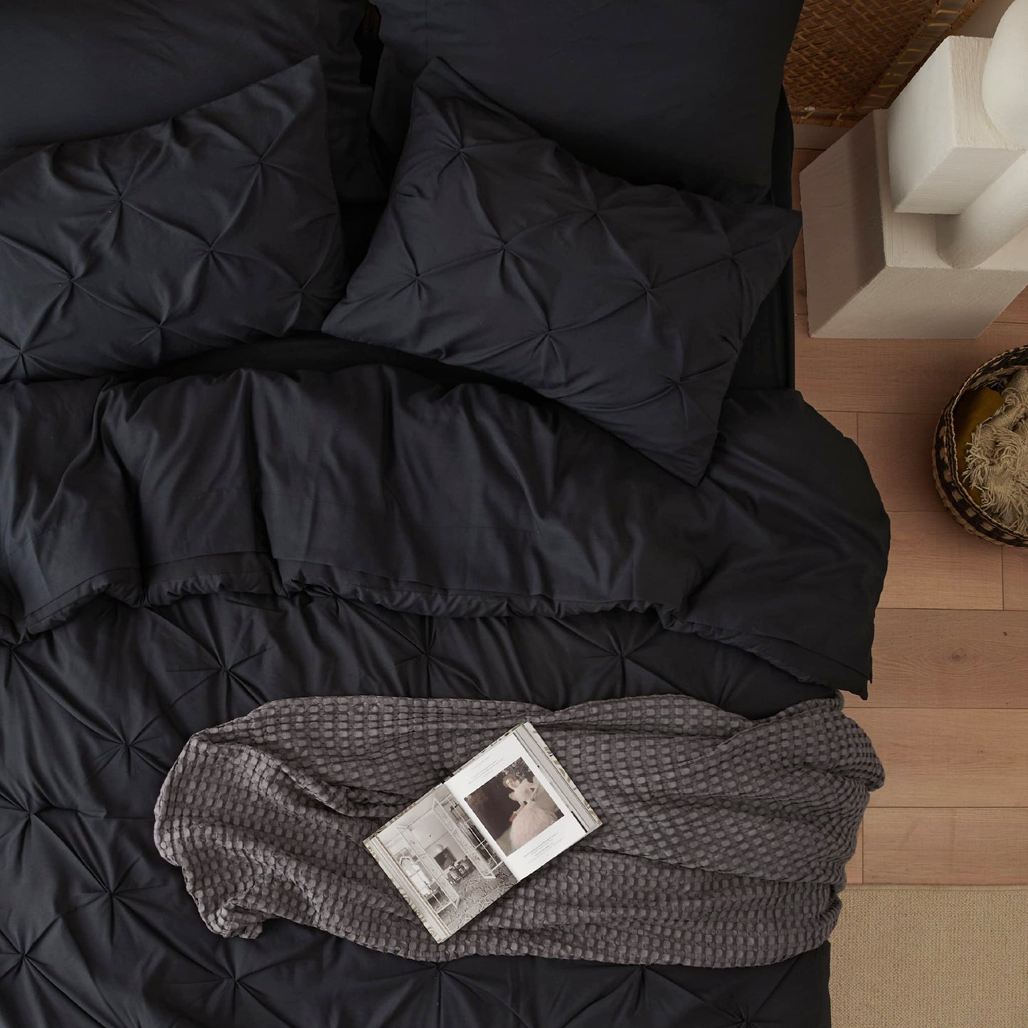 Bedsure Queen Comforter Set Black - Bed in a Bag Queen Size 7 Pieces, GentleSoft™ Pintuck Bed Set Gift for Family, Pinch Pleat Black Comforter with Sheets, Pillowcases & Shams