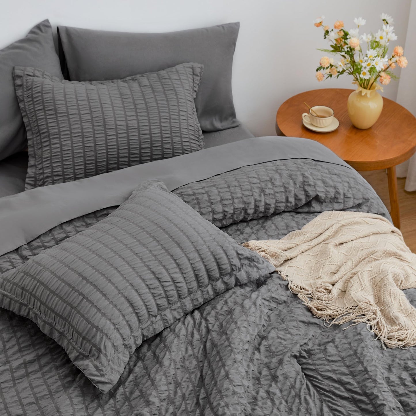 Love's cabin Seersucker Dark Grey Queen Comforter Set 7 Pieces, All Season Bedding Set, Queen Bed in a Bag Comforter Set with Comforter, Flat Sheet, Fitted Sheet, Pillowcase and Pillow Sham