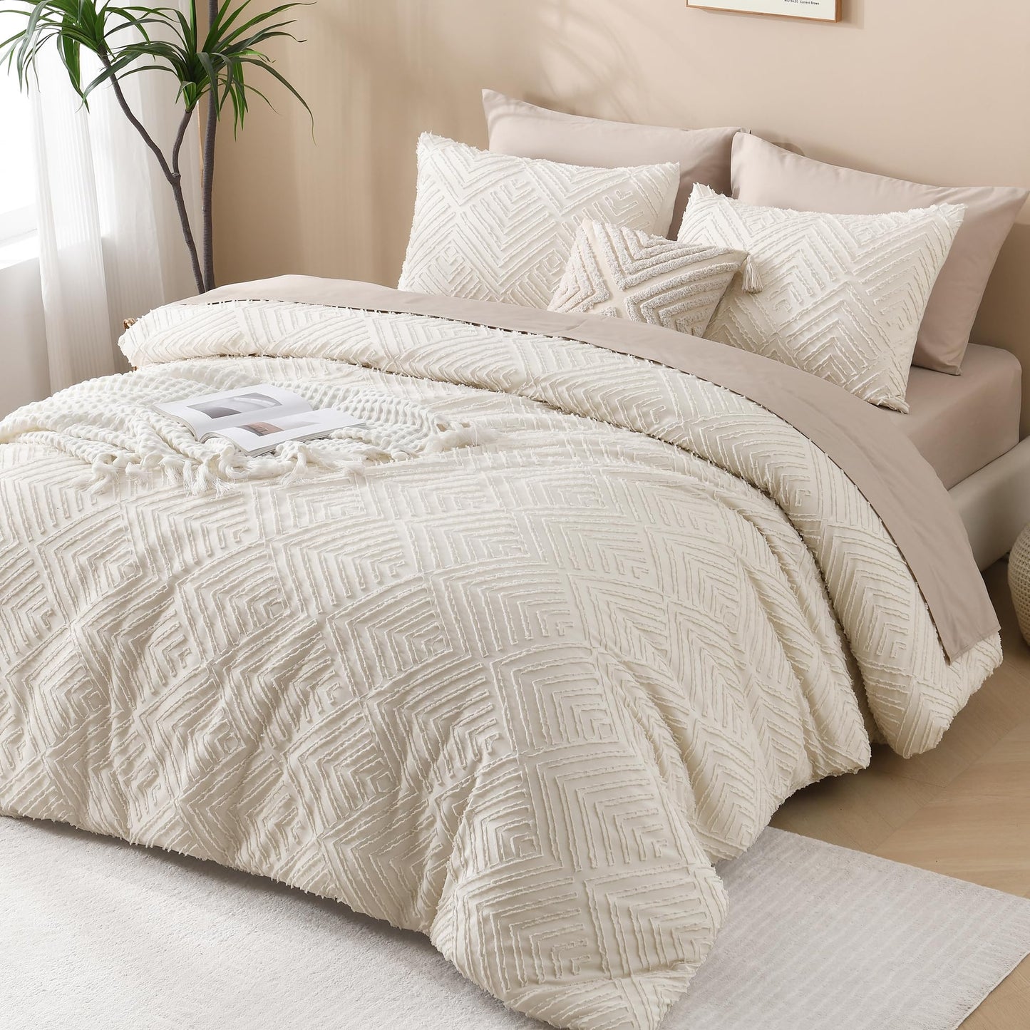 Andency King Size Comforter Set Beige, 3 Pieces Boho King Bedding Comforter Set Cream, All Season Soft Lightweight Tufted Textured Down Alternative Comforter Fluffy Bed Set